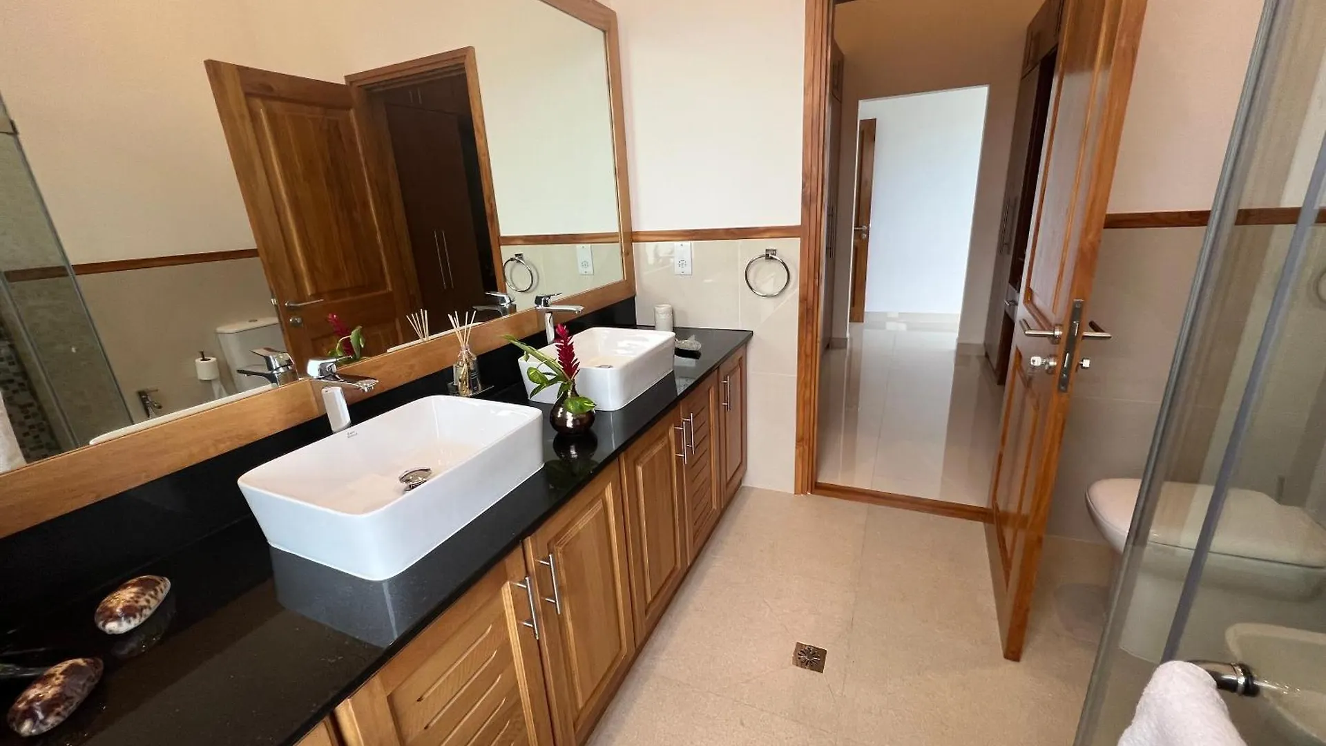 4Br Mountain View Villa By Cliffhanger Villas Misere